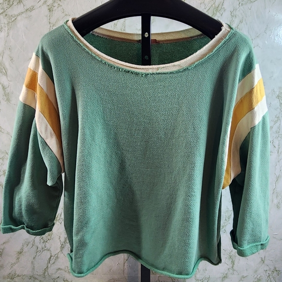 Ces femme Cropped Sweatshirt - Picture 1 of 10